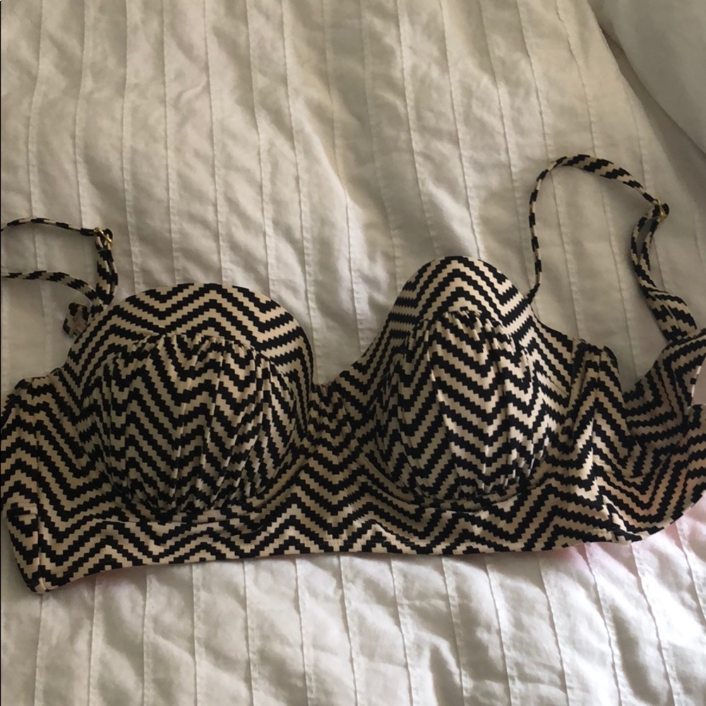 Bikini top
